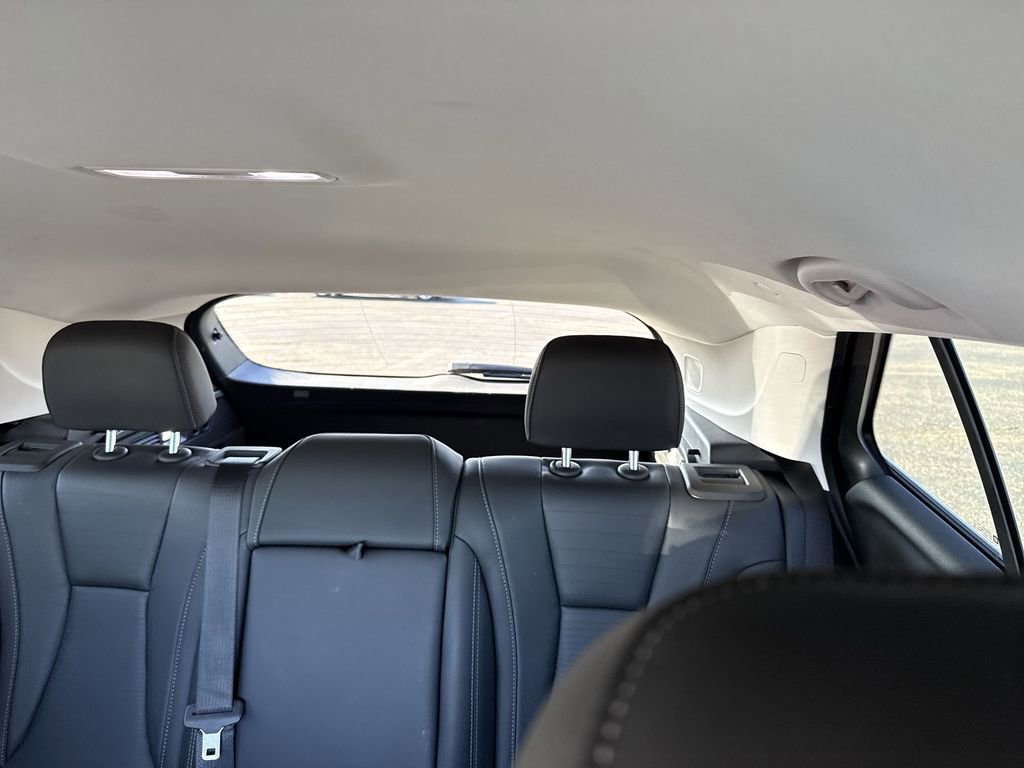 Certified 2025 Buick Envision Preferred image 11