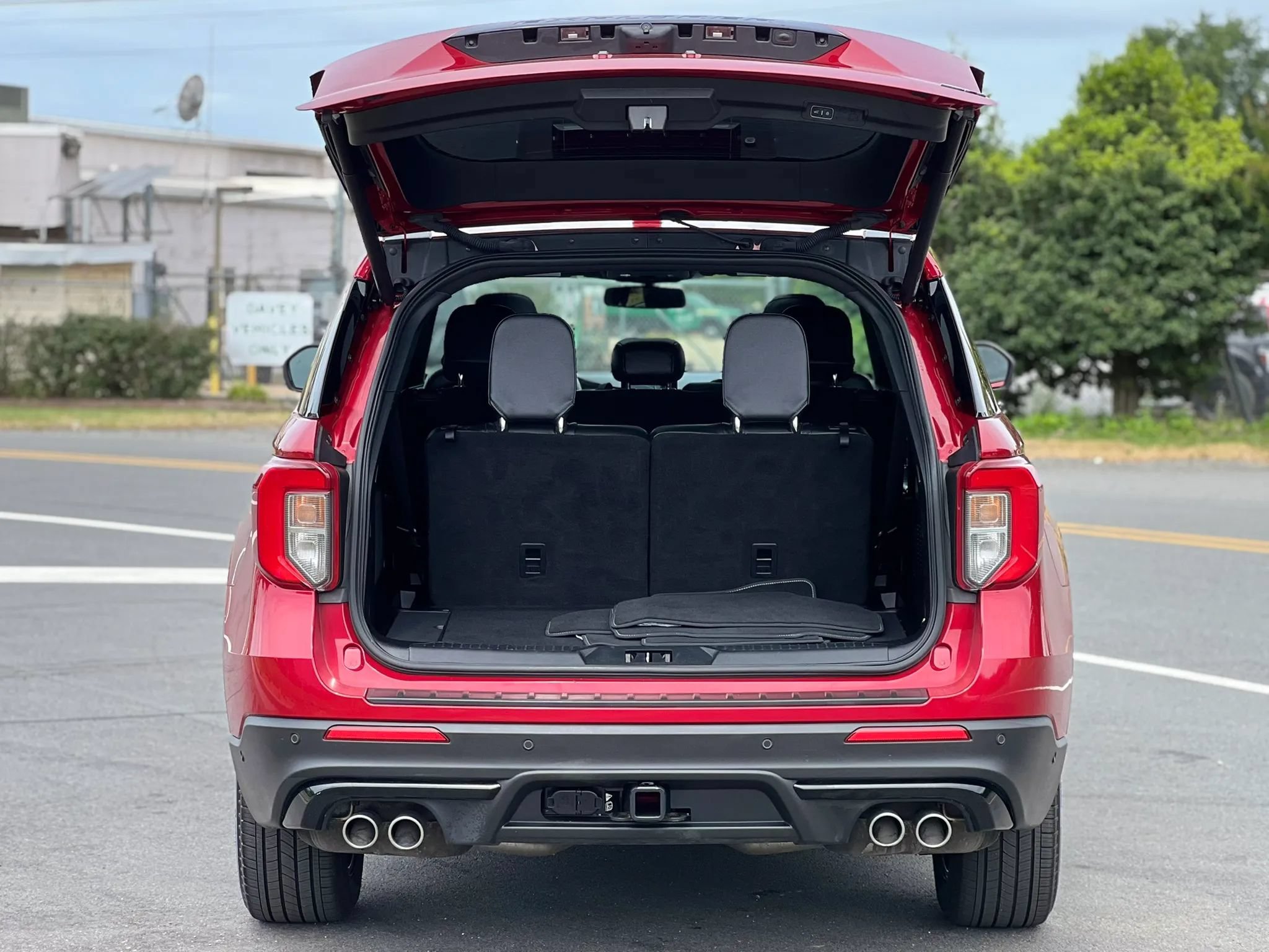 Used 2020 Ford Explorer ST w/ Premium Technology Package AWD/4WD image 49