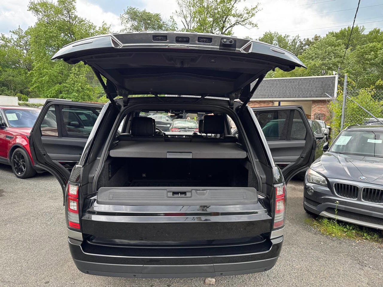 Used 2017 Land Rover Range Rover Supercharged AWD/4WD image 7