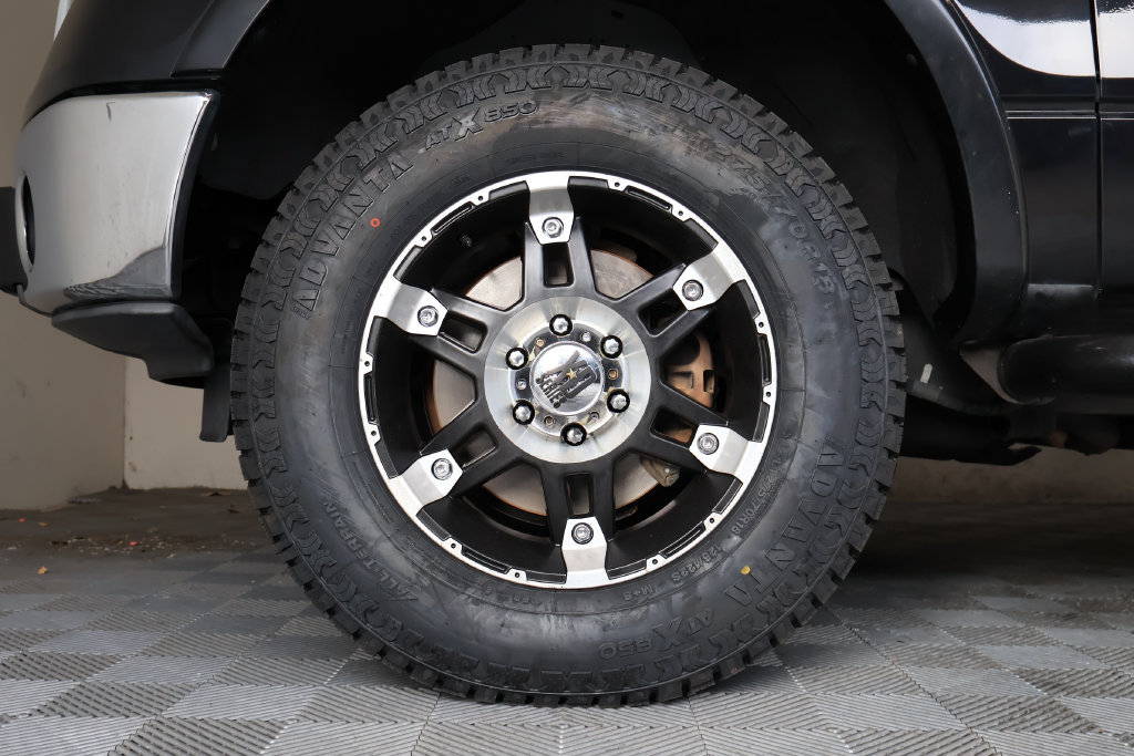 Used 2011 Ford F150 Lariat w/ Lariat Plus Pkg RWD image 9