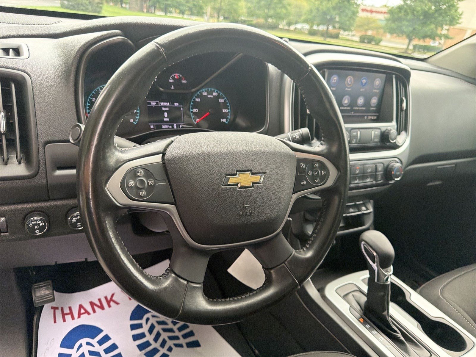 Used 2022 Chevrolet Colorado LT w/ LT Convenience Package AWD/4WD image 16