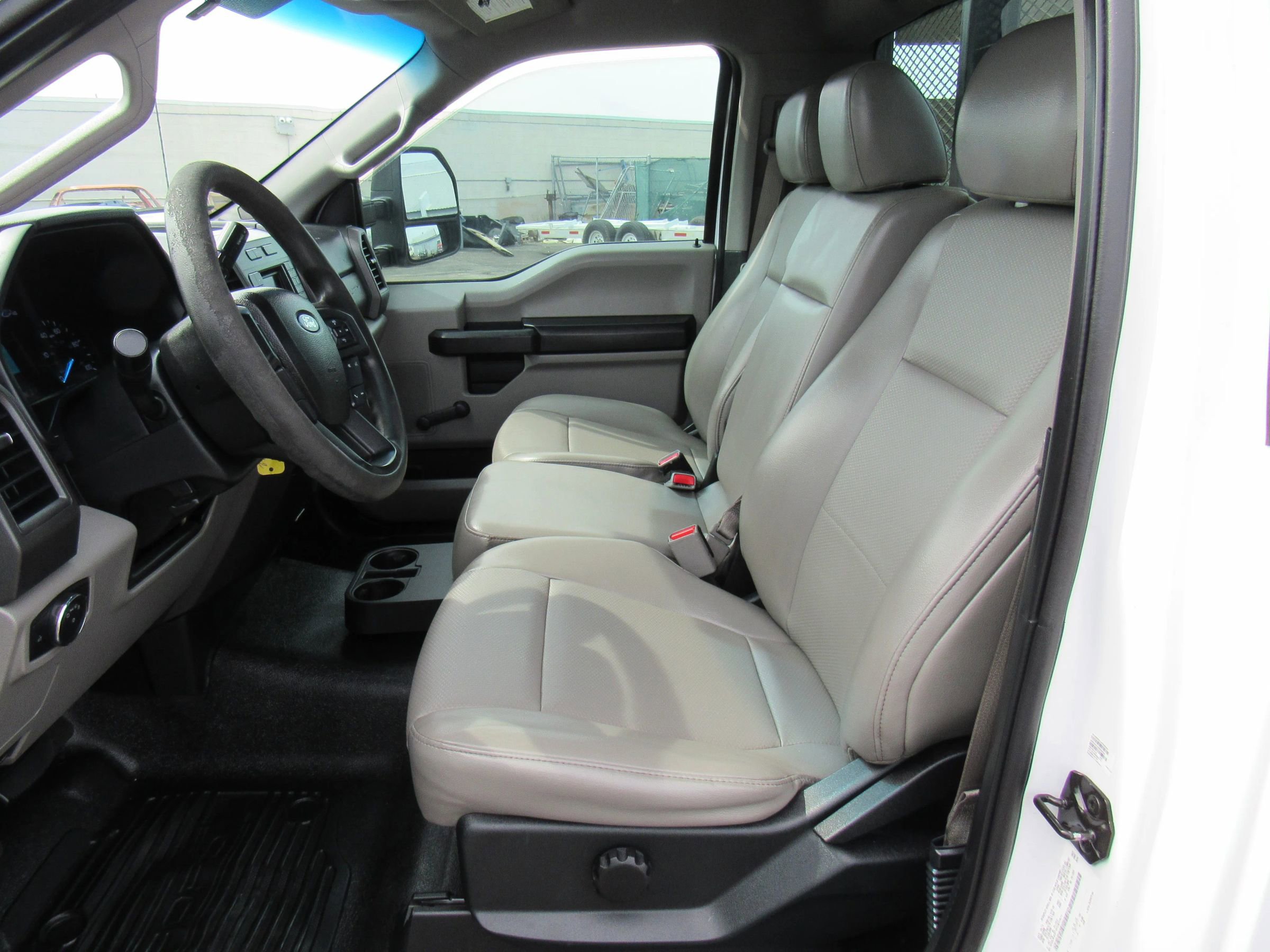 Used 2017 Ford F450 XL RWD image 9