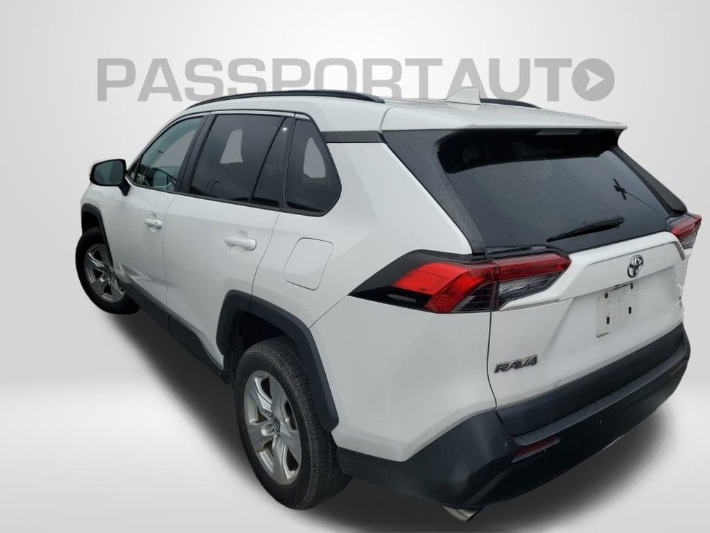 Used 2019 Toyota RAV4 XLE image 12