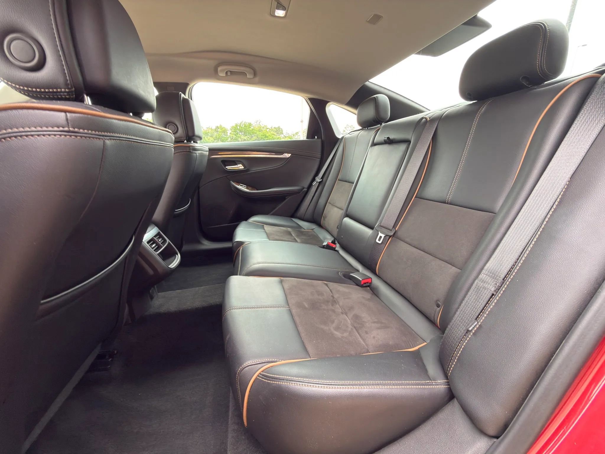 Used 2014 Chevrolet Impala LT w/ Premium Seating Package FWD image 19