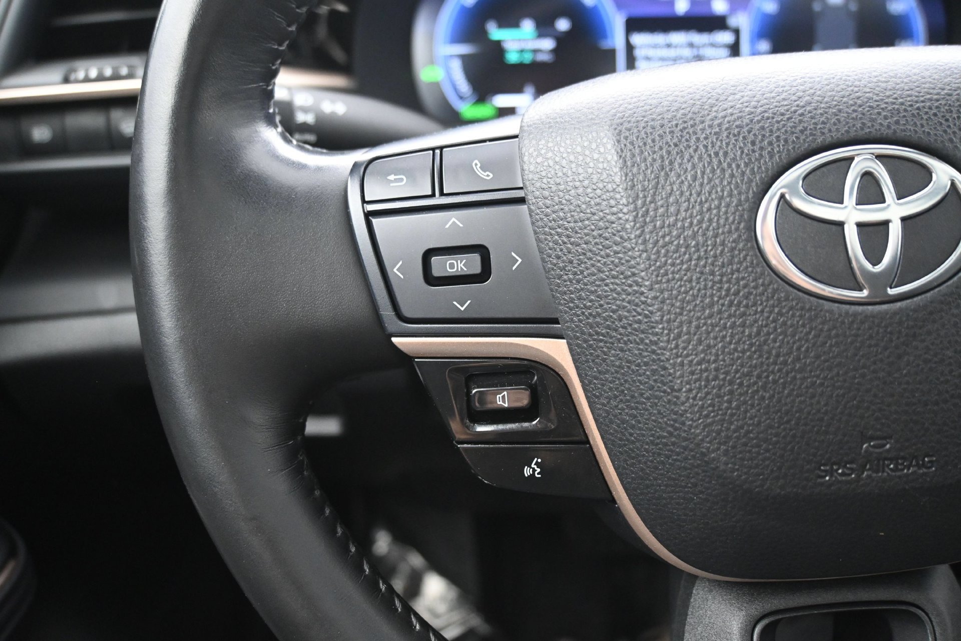 Used 2023 Toyota Crown AWD/4WD image 19