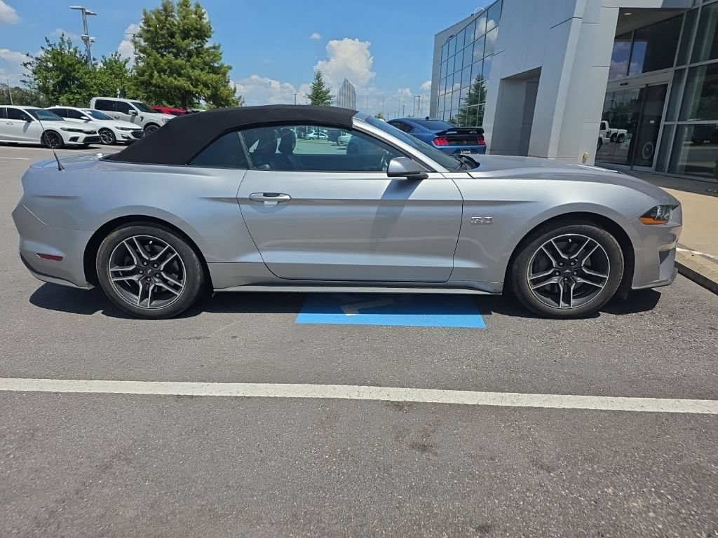 Used 2022 Ford Mustang GT Premium w/ Equipment Group 401A RWD image 5