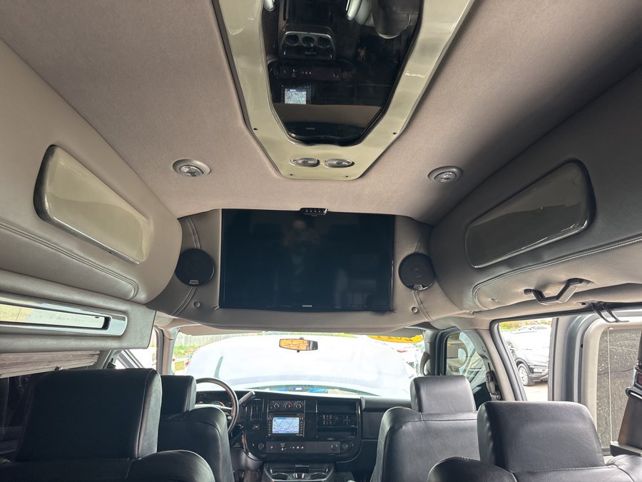 Used 2014 Chevrolet Express 2500 Extended RWD image 39