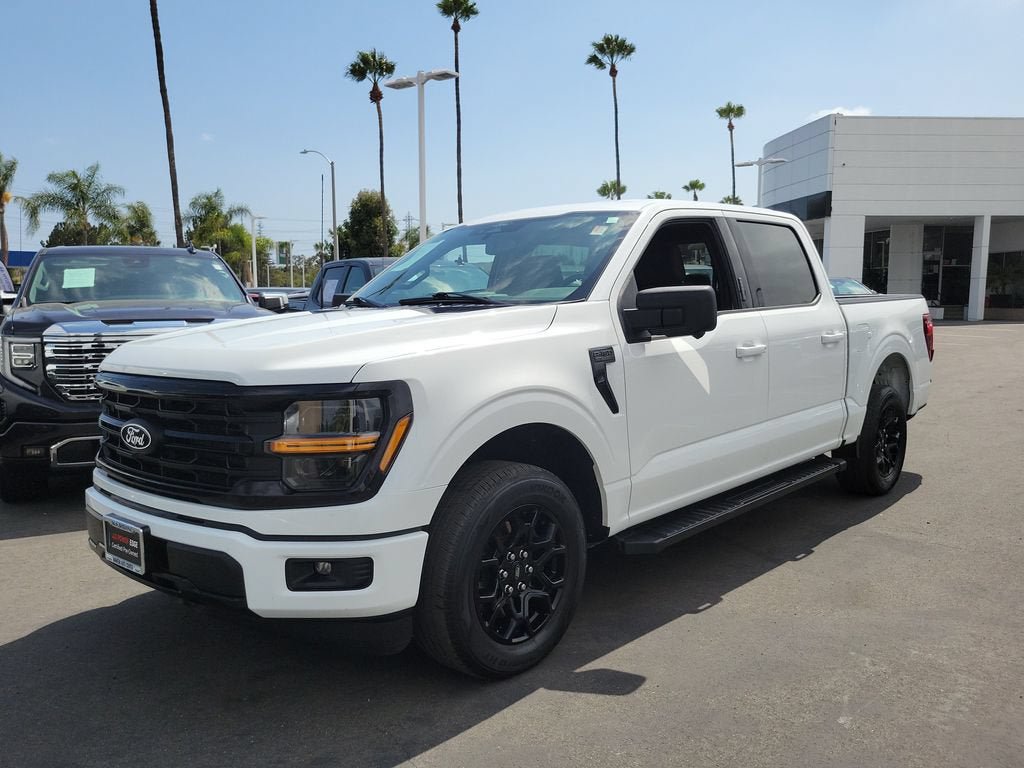 Used 2024 Ford F150 XLT w/ XLT Black Appearance Package RWD image 2
