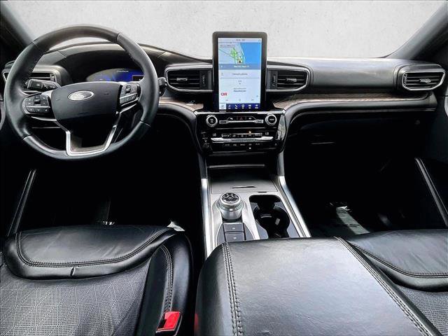 Used 2021 Ford Explorer Platinum w/ Equipment Group 601A image 16