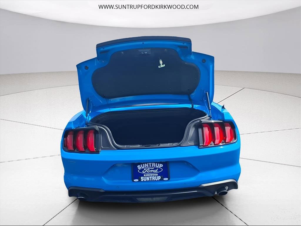 Used 2022 Ford Mustang Premium image 23