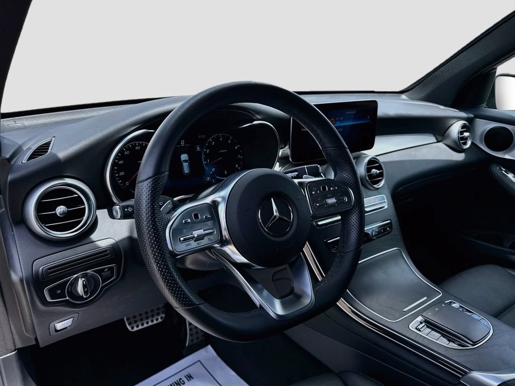 Used 2022 Mercedes-Benz GLC 300 image 9