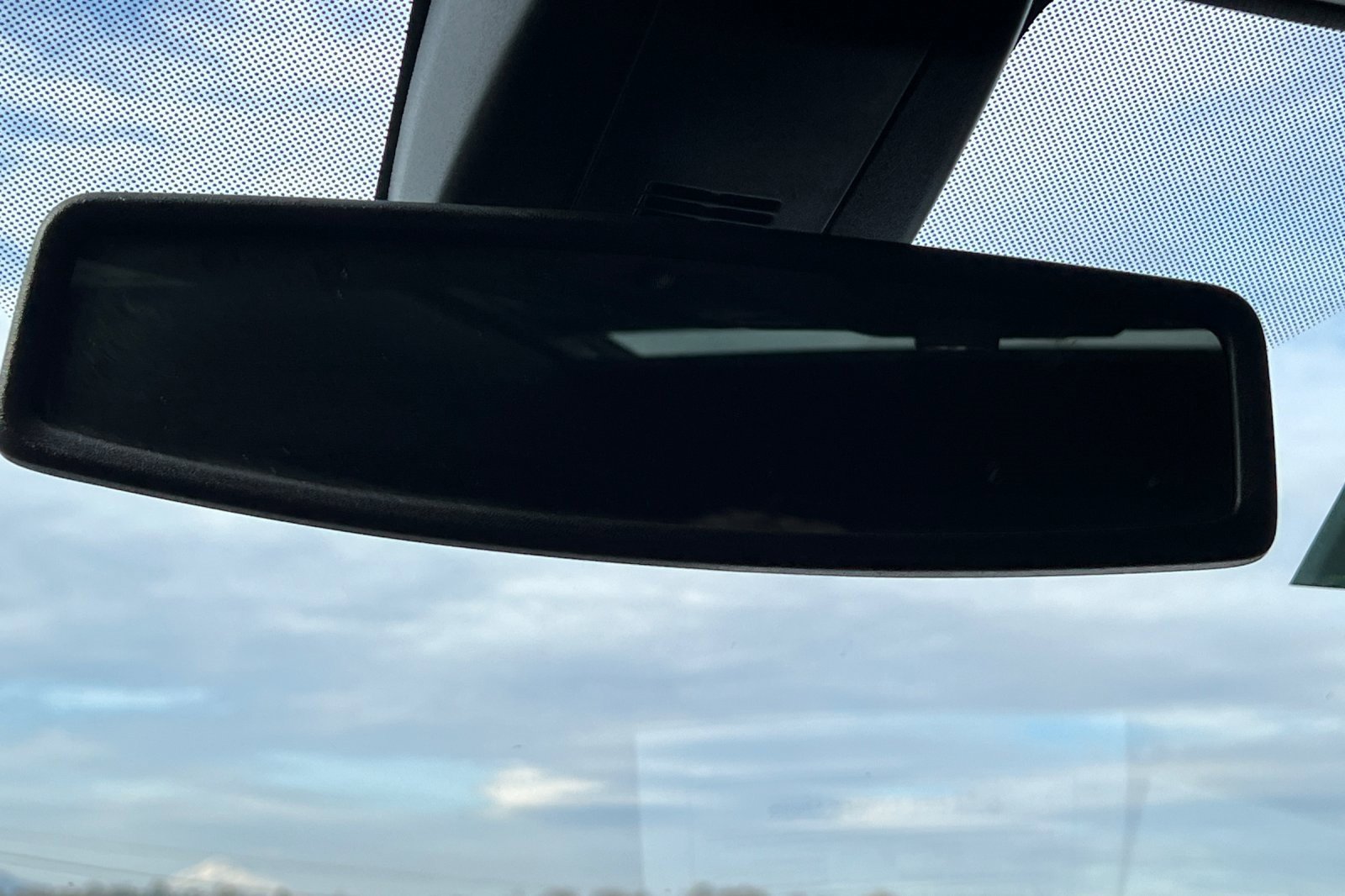 Used 2022 Chevrolet Suburban Z71 image 25