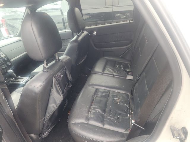 Used 2011 Ford Escape Limited w/ 301A Rapid Spec Order Code FWD image 6