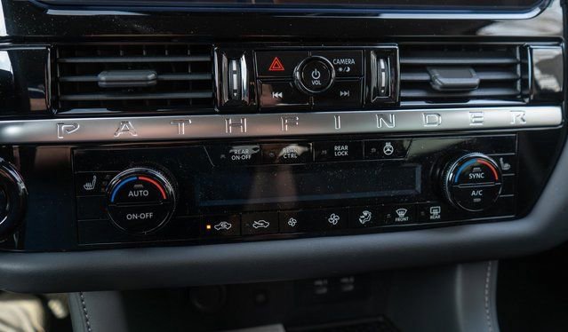 New 2026 Nissan Pathfinder SL AWD/4WD image 23
