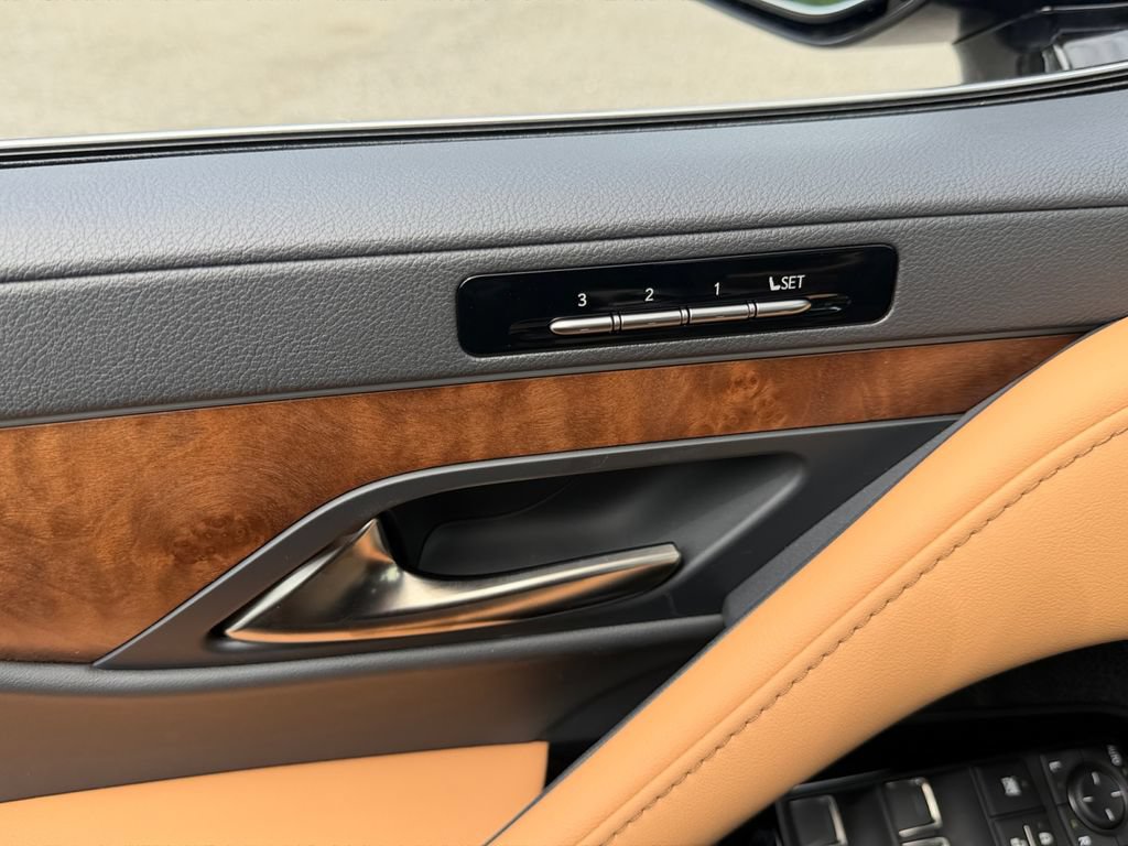 New 2026 Lexus LX 700h Luxury AWD/4WD image 32