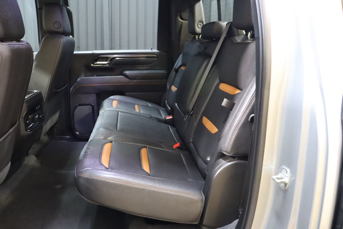 Used 2025 GMC Sierra 2500 AT4 w/ AT4 Preferred Package AWD/4WD image 73
