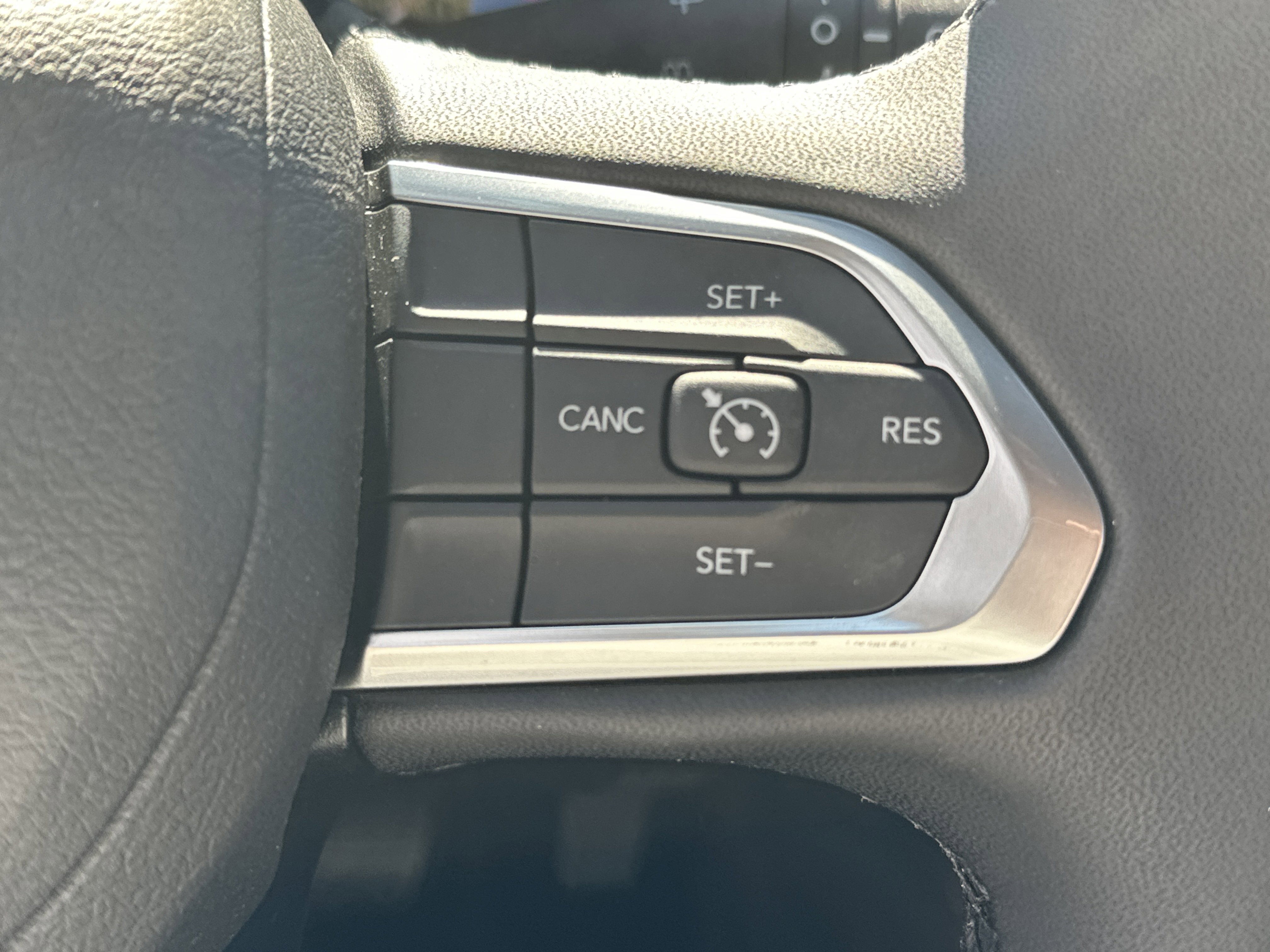 New 2026 Jeep Compass Latitude image 18