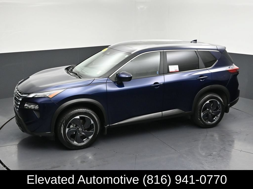 Used 2024 Nissan Rogue SV w/ SV Premium Package AWD/4WD image 25