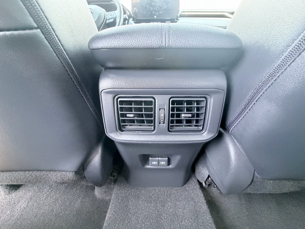 Used 2024 Toyota RAV4 Limited image 30