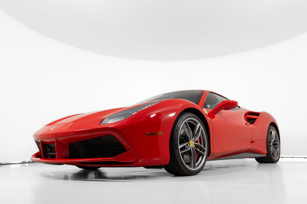 Certified 2018 Ferrari 488 GTB RWD image 15