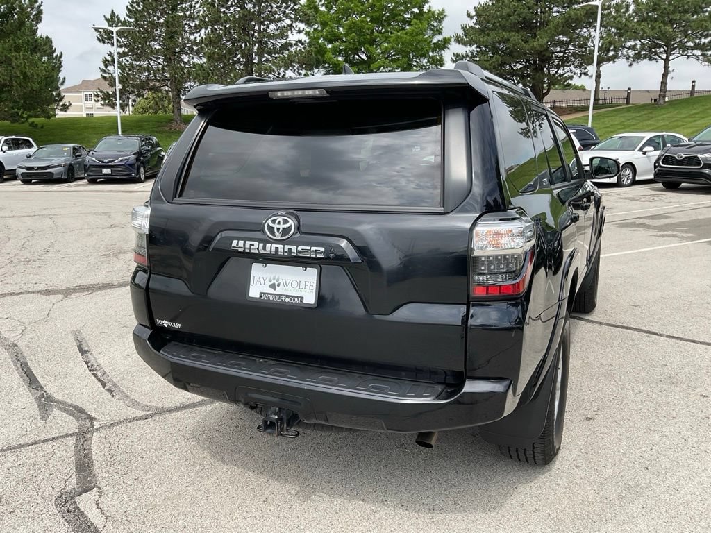 Used 2023 Toyota 4Runner SR5 Premium w/ Moonroof Package AWD/4WD image 5