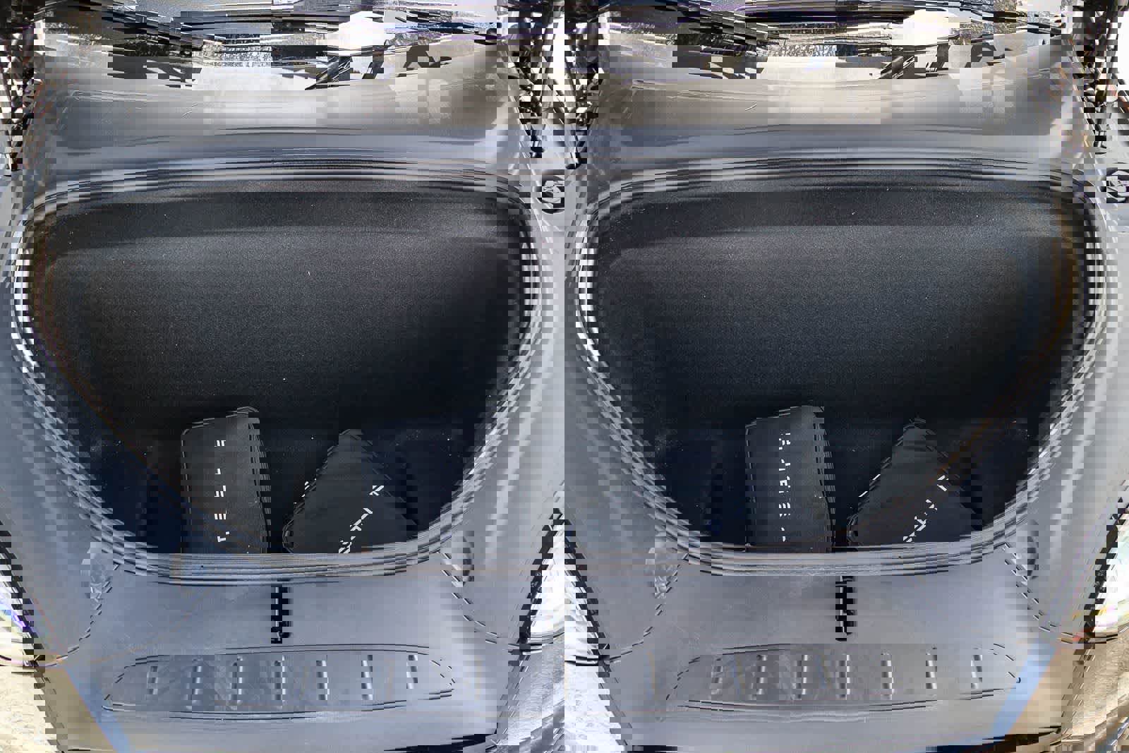 Used 2024 Tesla Model X image 29