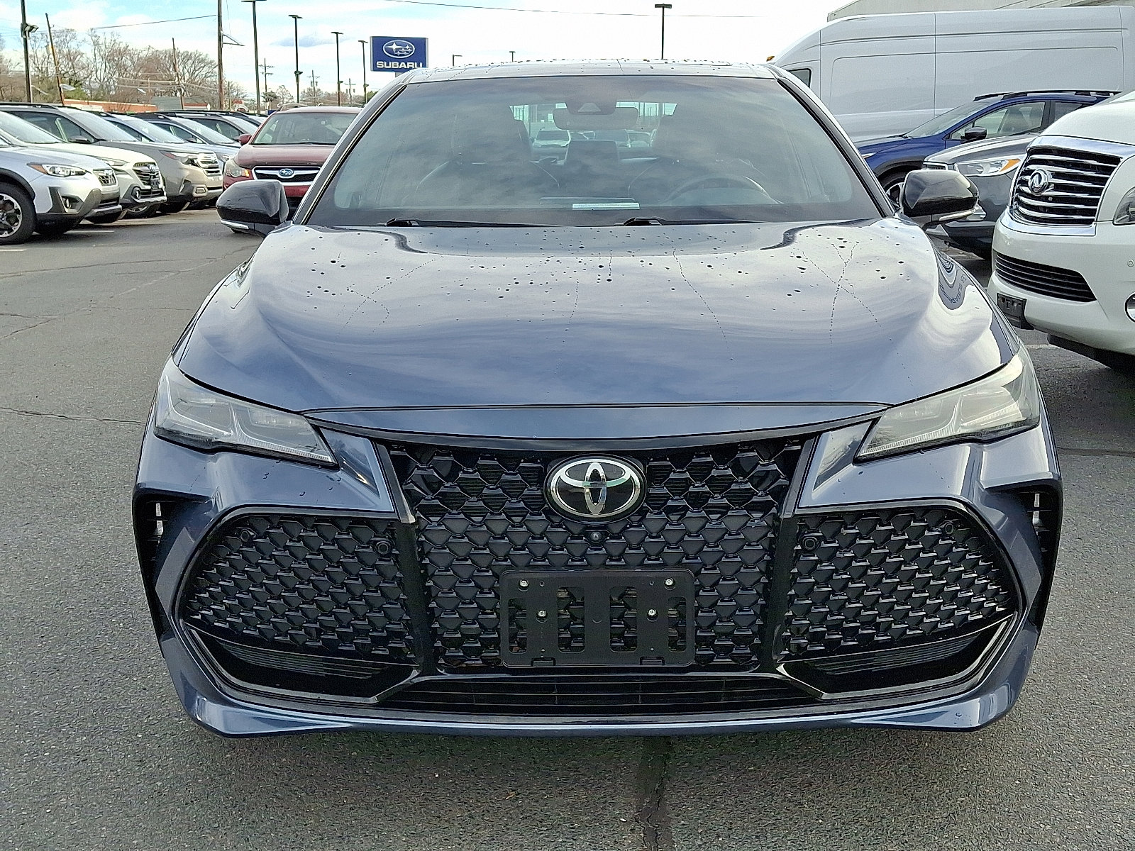 Used 2020 Toyota Avalon Touring image 2