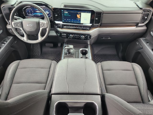 Used 2025 Chevrolet Silverado 1500 LT Trail Boss w/ Convenience Package II AWD/4WD image 27