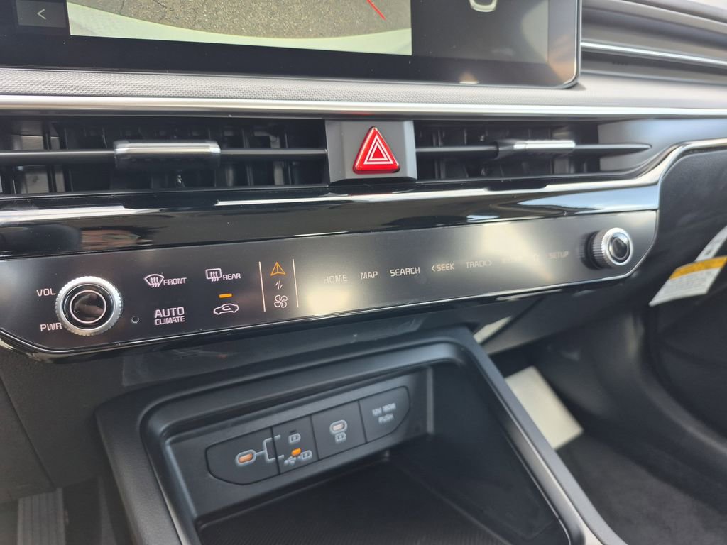 New 2026 Kia K5 LXS image 24