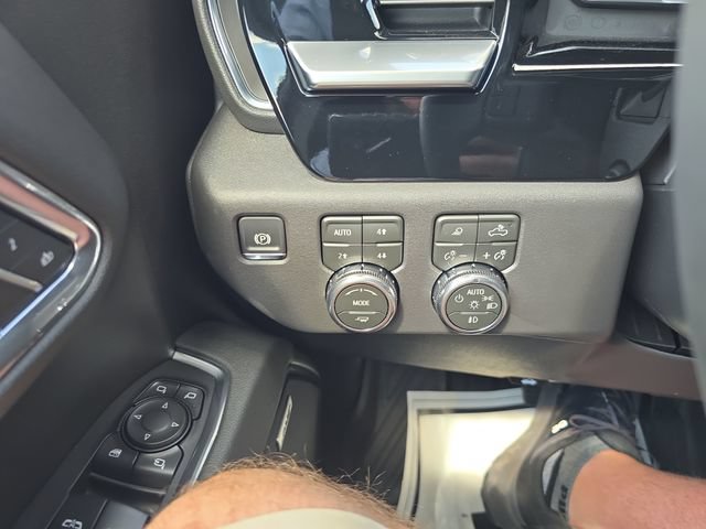 New 2026 GMC Sierra 1500 SLT w/ SLT Premium Package AWD/4WD image 20