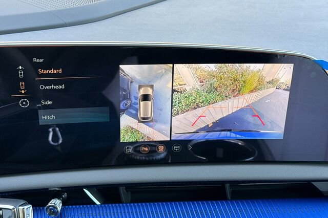 New 2026 Cadillac Optiq Luxury 1 w/ LPO, Floor Liner Package image 20