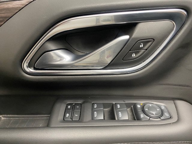 Used 2024 Chevrolet Suburban LT w/ Luxury Package AWD/4WD image 19
