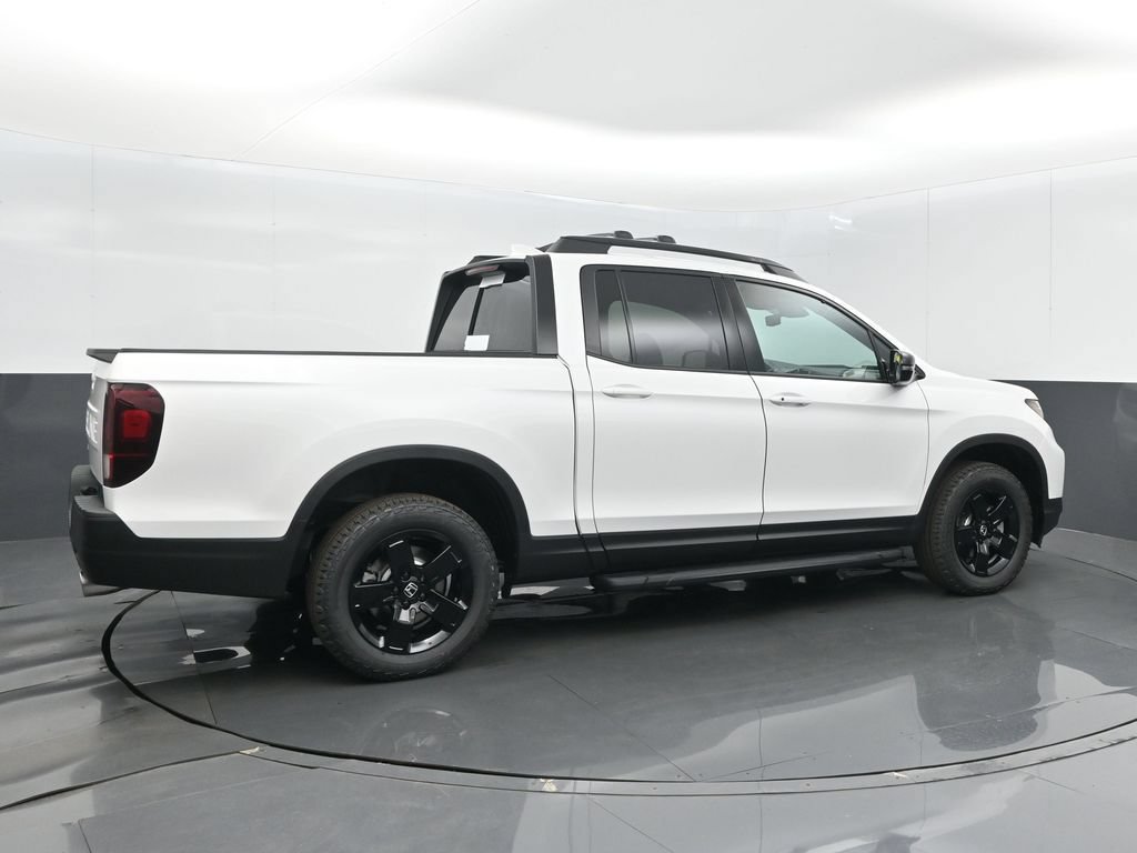 New 2026 Honda Ridgeline Black Edition image 8