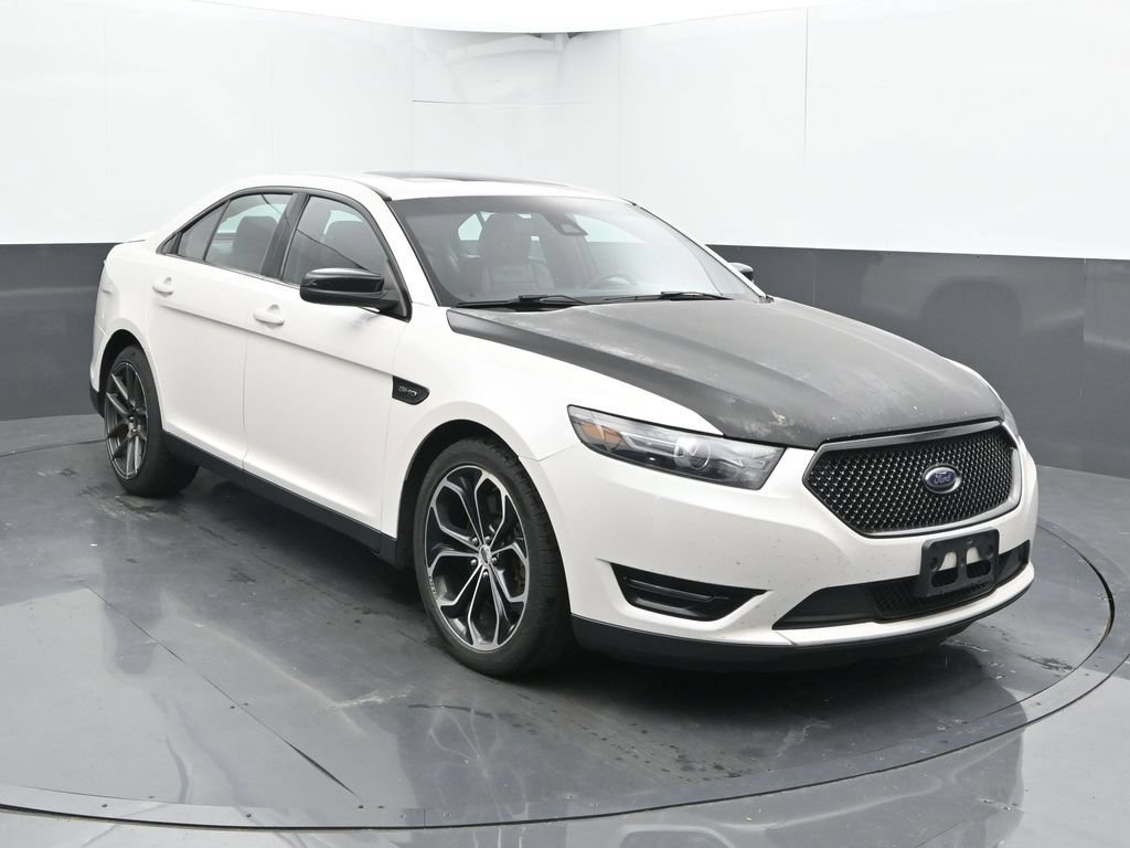 Used 2017 Ford Taurus SHO AWD/4WD image 6