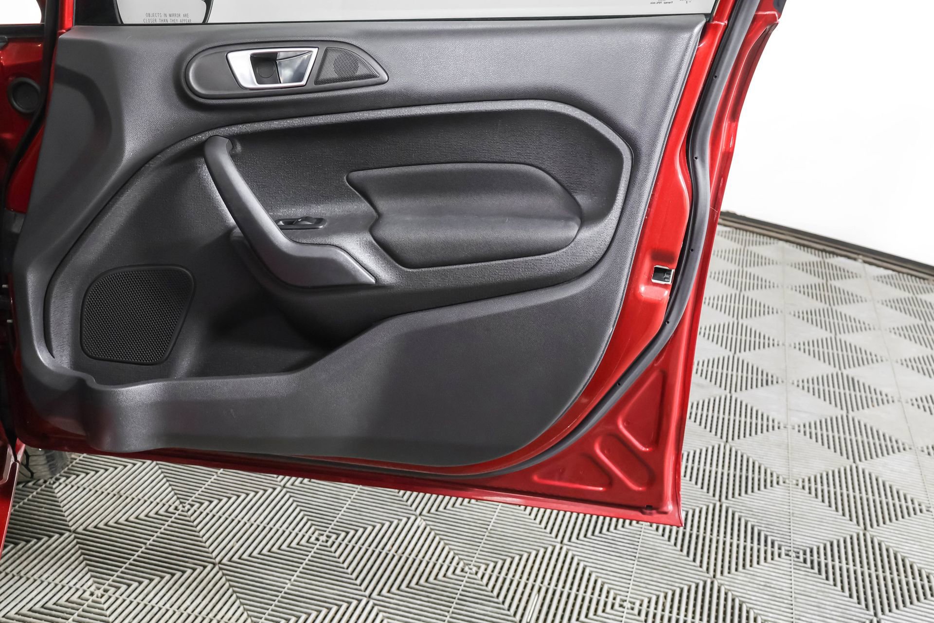 Used 2014 Ford Fiesta SE w/ Equipment Group 201A image 45