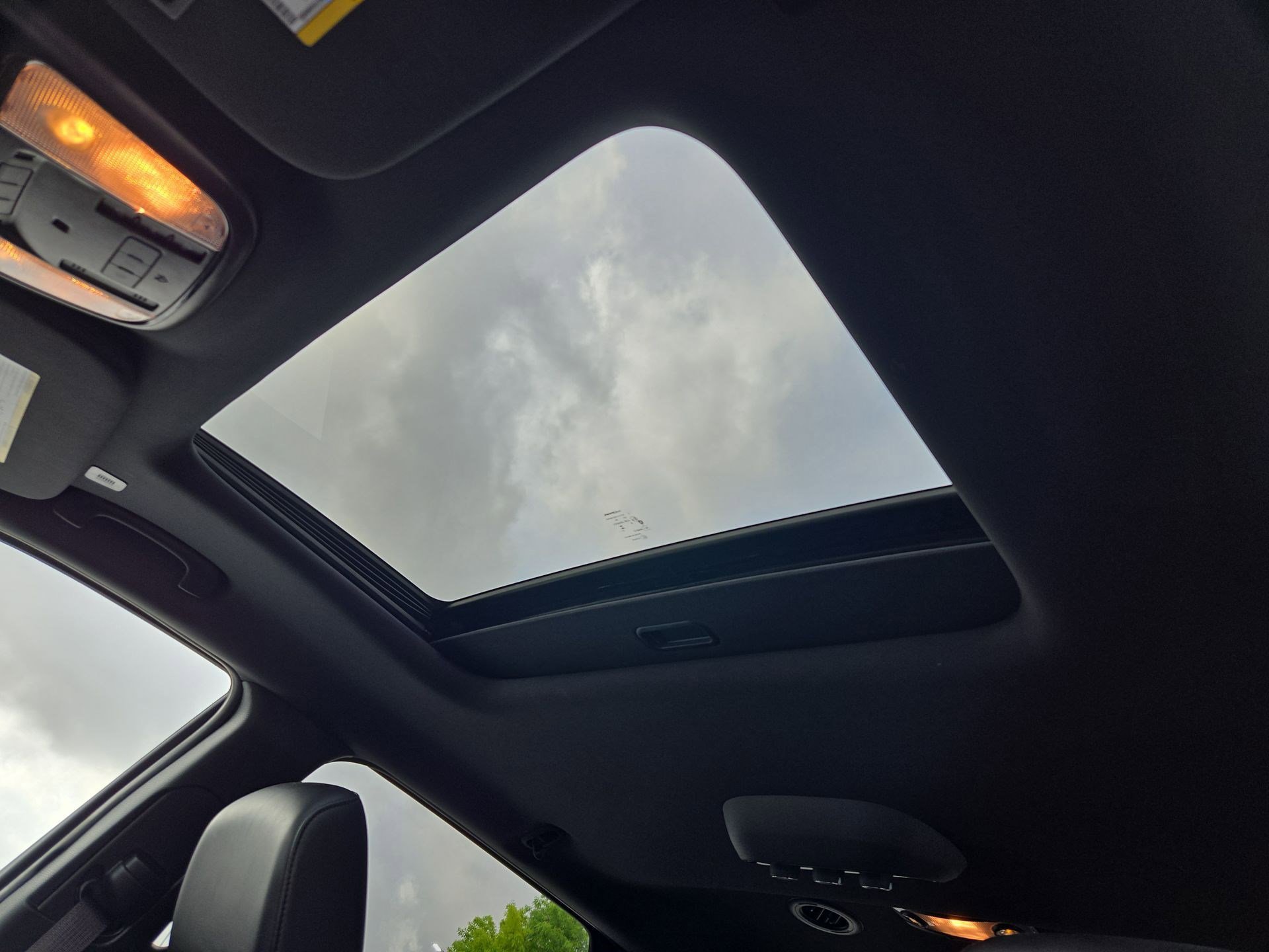 Used 2025 Dodge Durango GT image 17