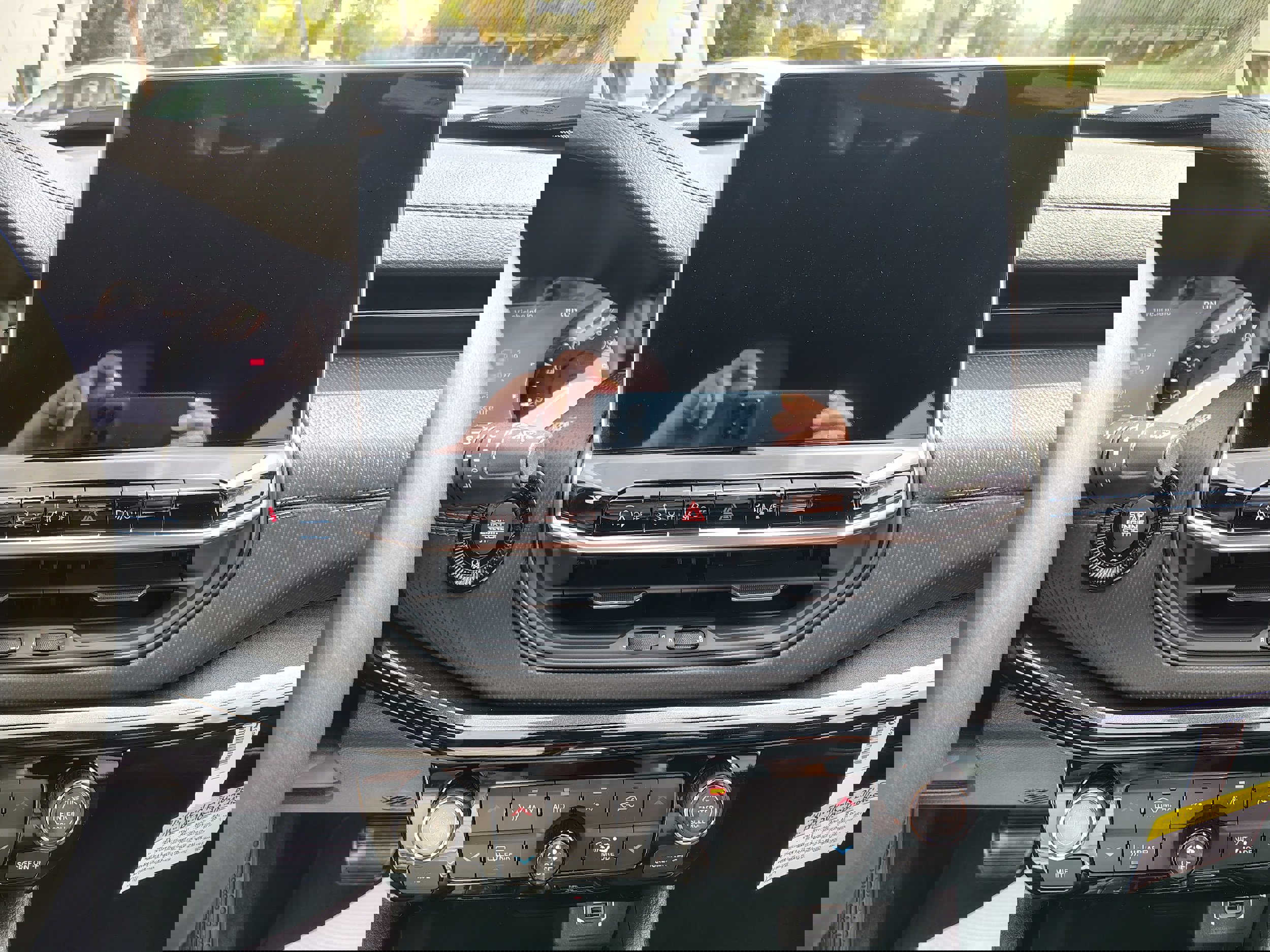 New 2026 Jeep Compass Limited image 33