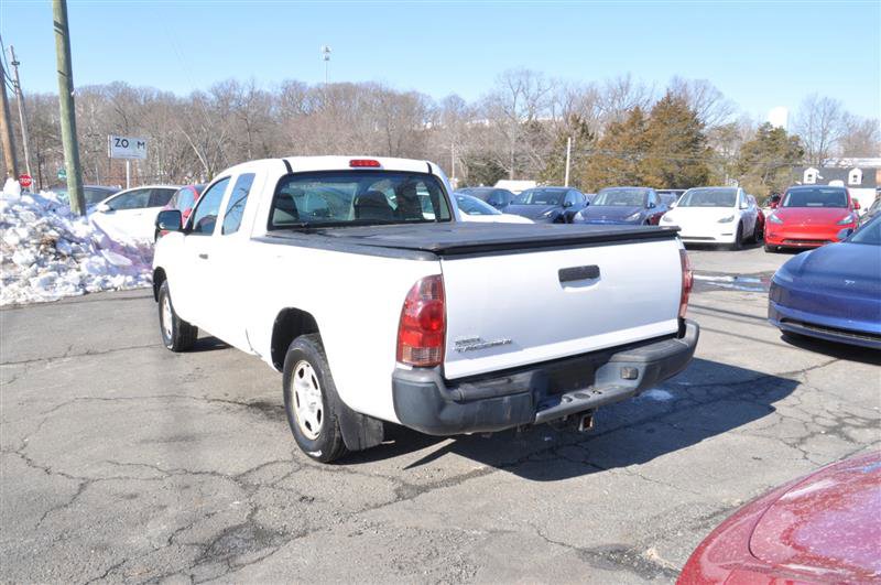 Used 2015 Toyota Tacoma 2WD Access Cab image 3
