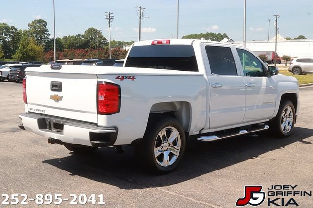 Used 2018 Chevrolet Silverado 1500 Custom w/ Custom Value Package AWD/4WD image 7