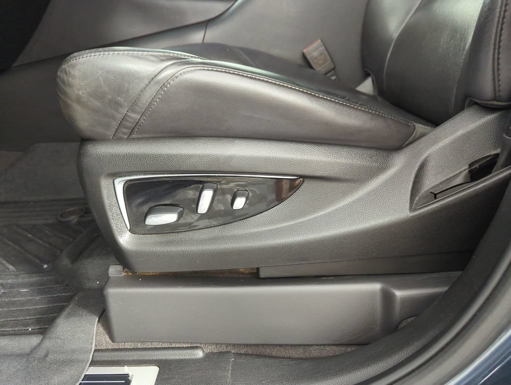 Used 2020 Cadillac Escalade ESV Premium Luxury RWD image 12