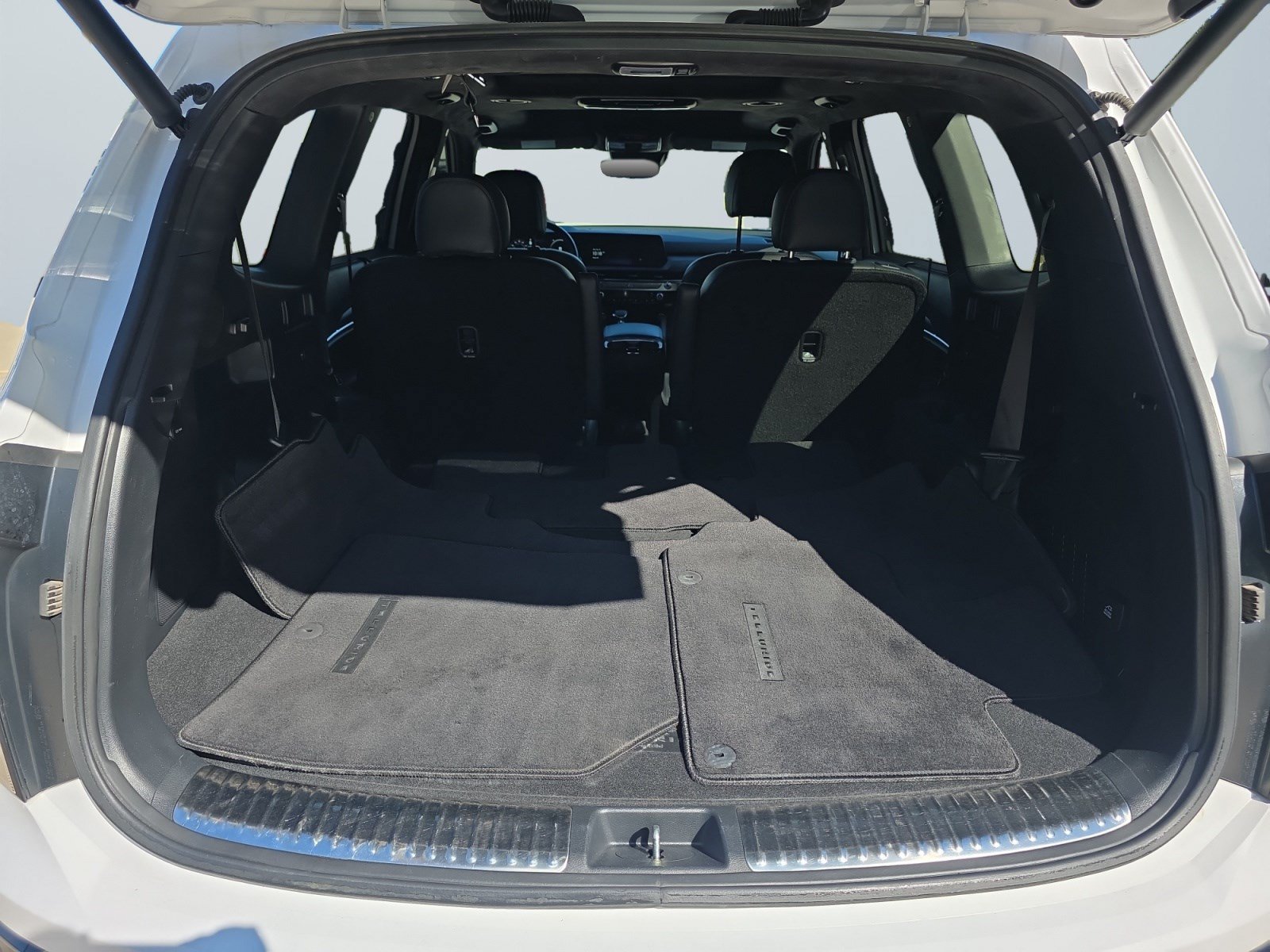 Used 2024 Kia Telluride SX Prestige X-Pro AWD/4WD image 16