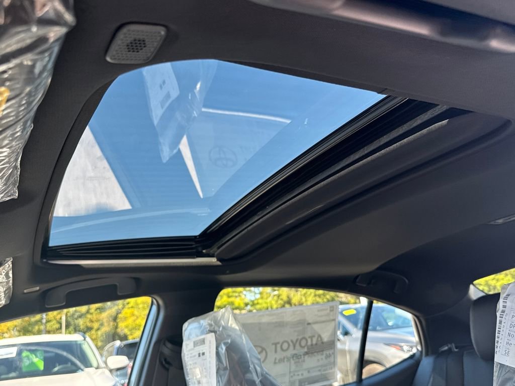 New 2026 Toyota Camry SE image 18