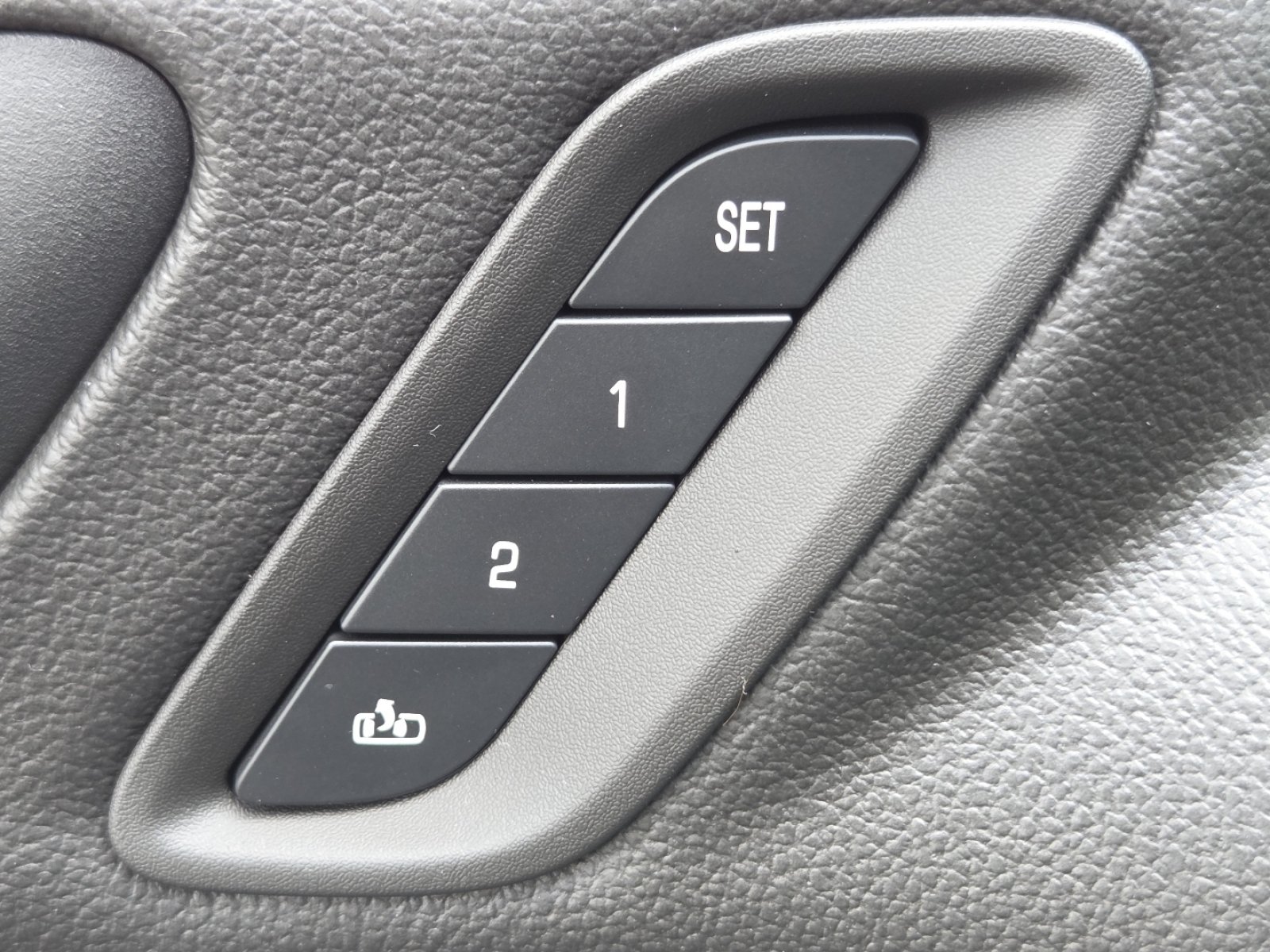 Used 2023 GMC Acadia Denali w/ Denali Technology Package FWD image 35