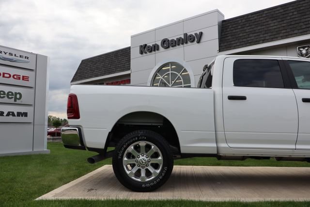 Used 2026 RAM 3500 Big Horn AWD/4WD image 43