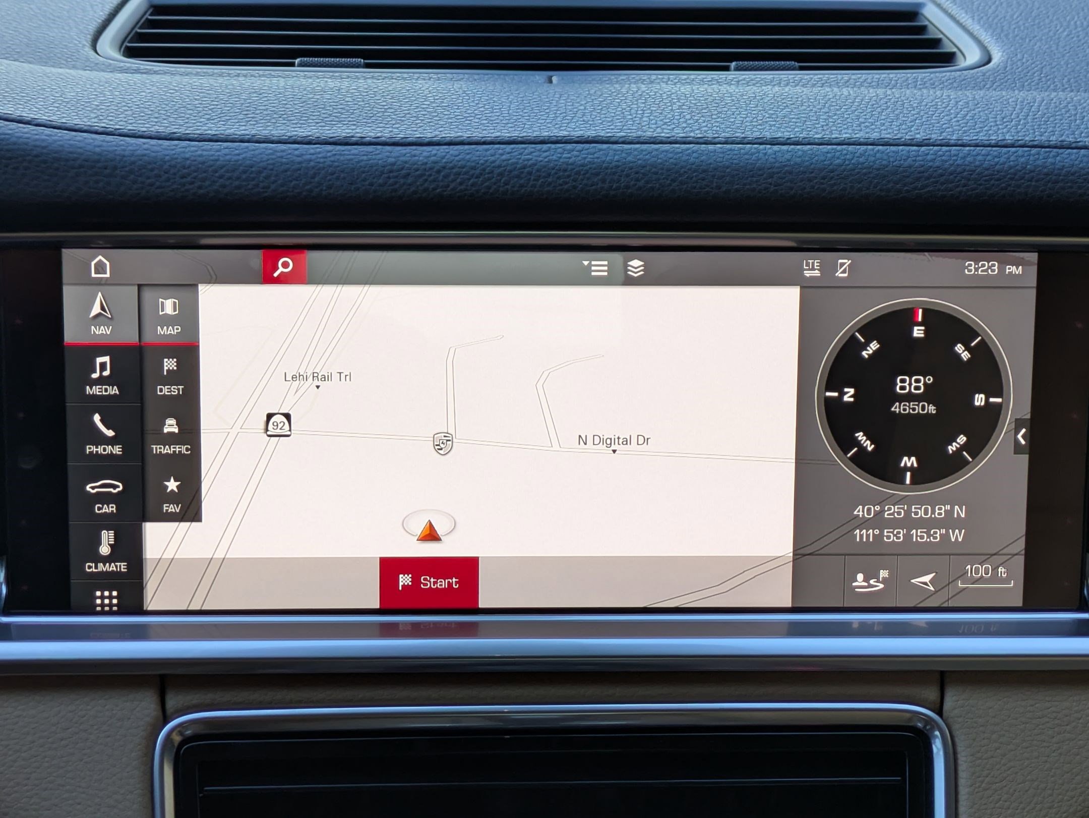 Used 2018 Porsche Panamera 4 image 18