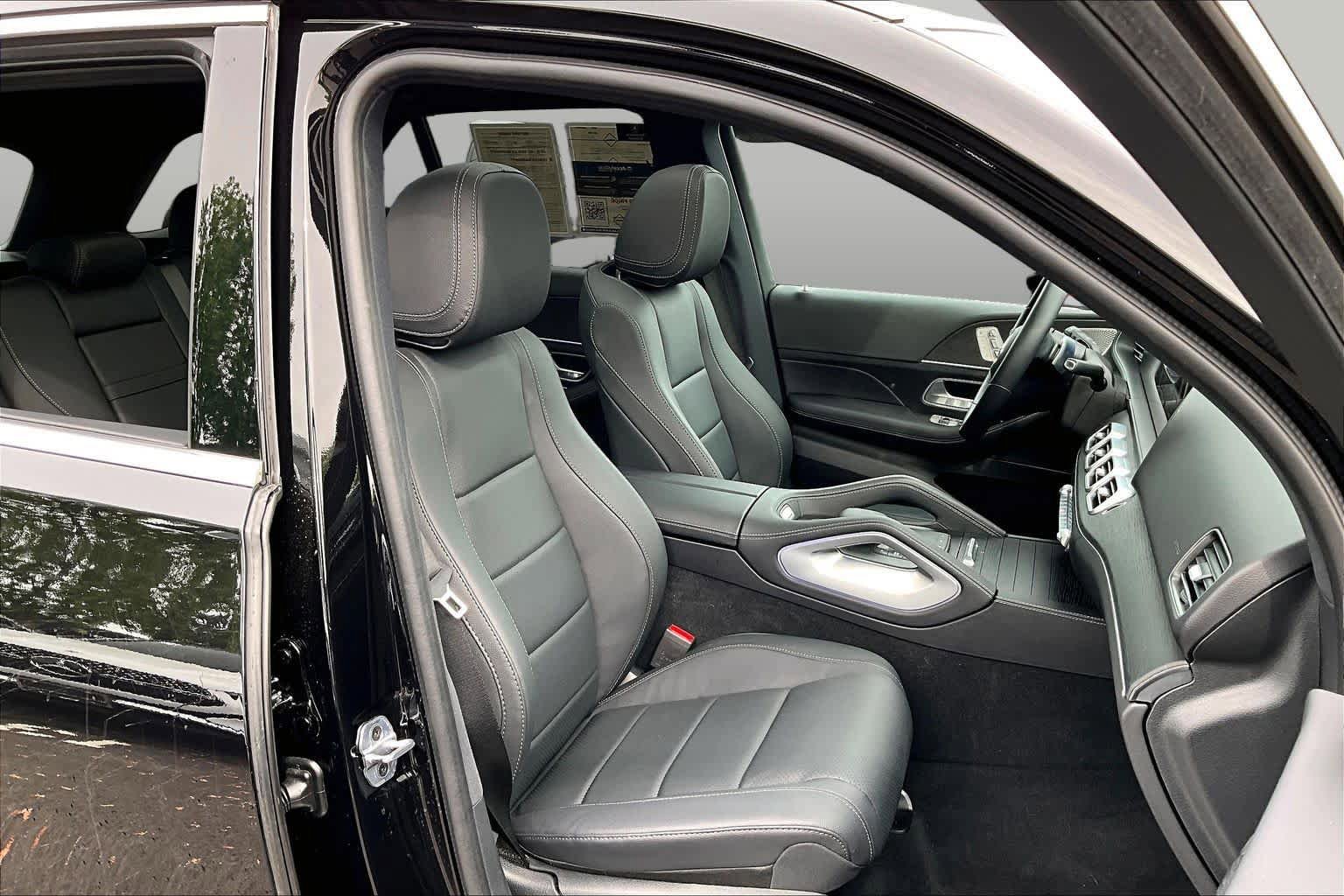 Certified 2025 Mercedes-Benz GLE 450 4MATIC image 9