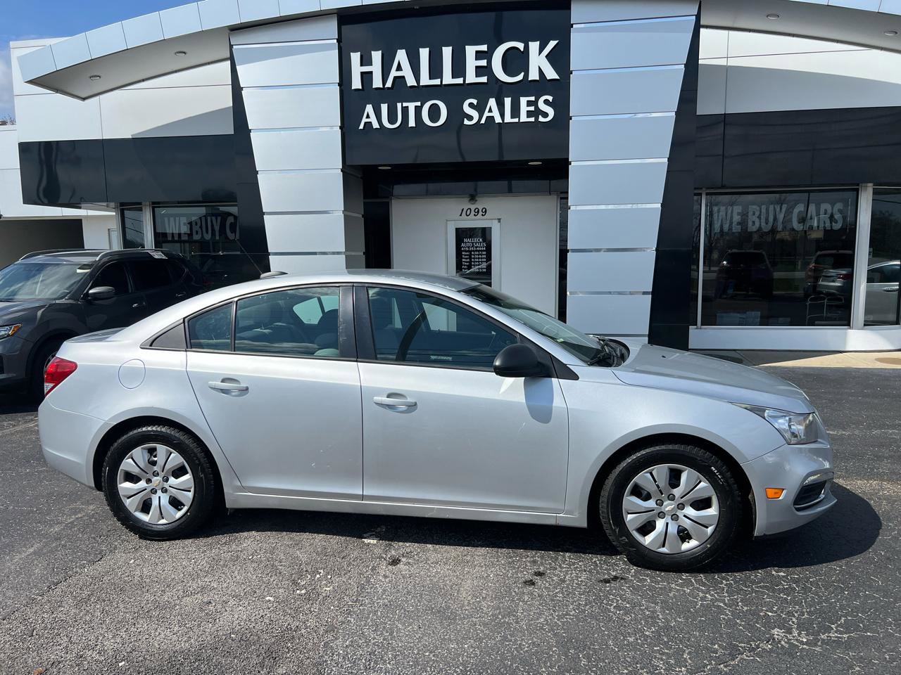 Used 2015 Chevrolet Cruze LS image 1