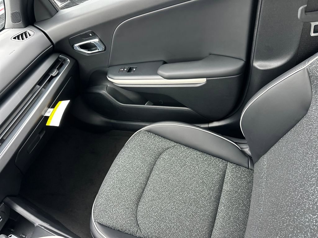 New 2025 Kia K4 GT-Line image 28