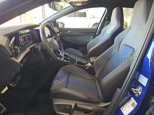 Used 2025 Volkswagen Golf R Black Edition image 6