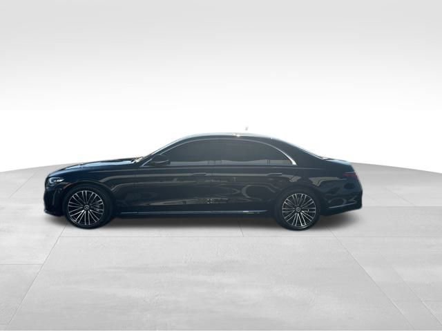Used 2023 Mercedes-Benz S 580 4MATIC Sedan image 5